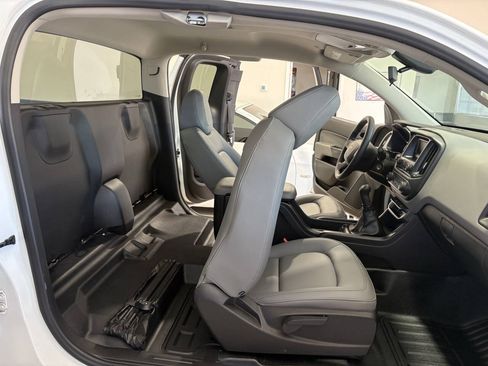 Used 2017 Chevrolet Colorado 2WD Extended Cab image 27