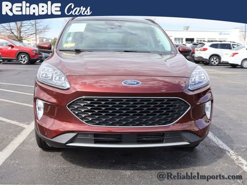 Used 2021 Ford Escape Titanium w/ Class II Trailer Tow Package image 6