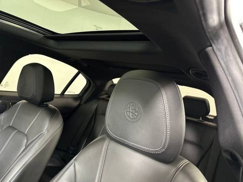 Used 2022 Alfa Romeo Giulia Ti image 12