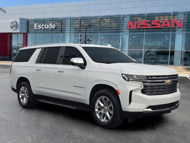 Used 2023 Chevrolet Suburban Premier RWD image 1