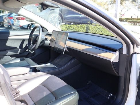 Used 2022 Tesla Model 3 Long Range image 29
