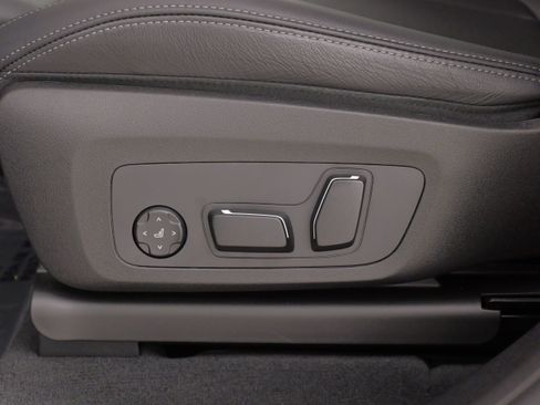Used 2025 BMW X4 xDrive30i AWD/4WD image 38