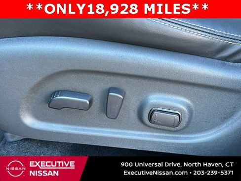 Certified 2024 Nissan Murano SV w/ SV Midnight Edition Package image 10