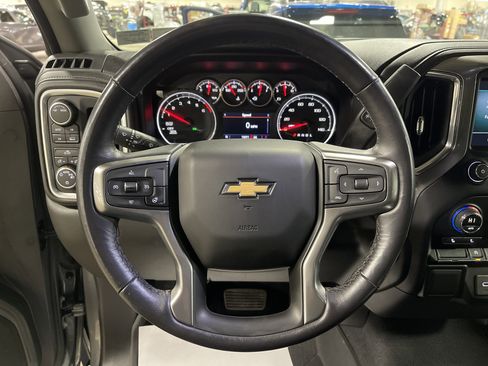 Used 2021 Chevrolet Silverado 1500 LT w/ Bed Protection Package image 17