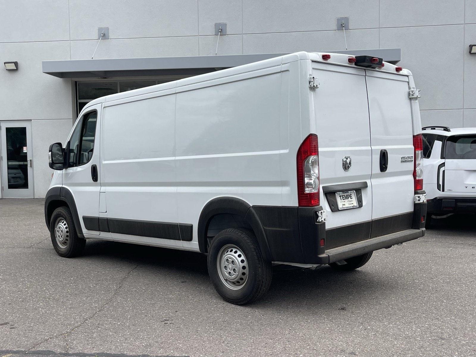 New 2024 RAM ProMaster 1500 w/ Convenience Group FWD image 3