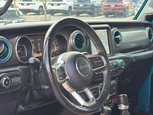 Used 2019 Jeep Wrangler Rubicon AWD/4WD image 13