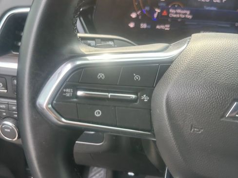 Used 2025 Chevrolet Suburban Z71 AWD/4WD image 19