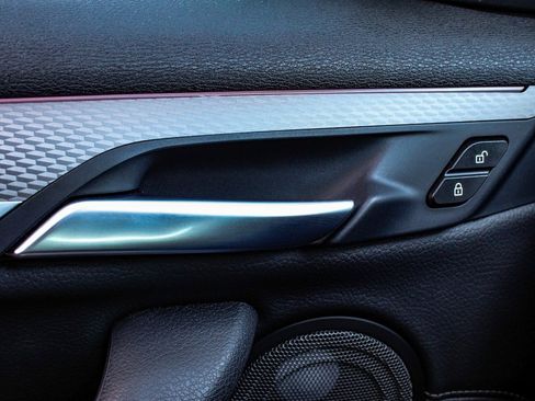 Used 2021 BMW X2 M35i w/ Premium Package image 9