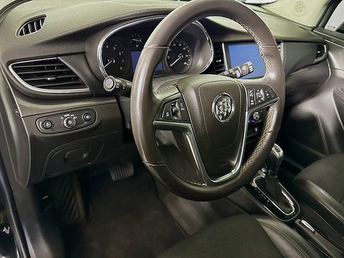 Used 2017 Buick Encore Preferred w/ Experience Buick Package FWD image 9