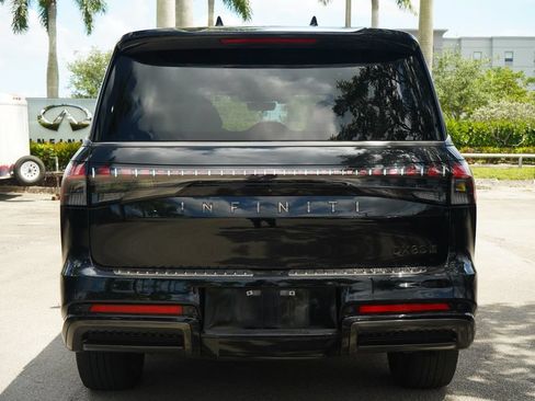 Used 2025 INFINITI QX80 Autograph w/ Autograph Exterior Package AWD/4WD image 11