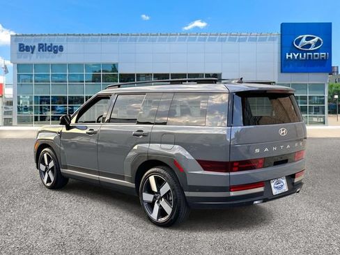 Used 2024 Hyundai Santa Fe Limited AWD/4WD image 7