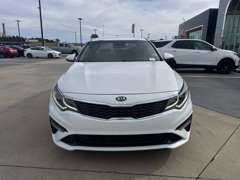 Used 2020 Kia Optima LX FWD image 2