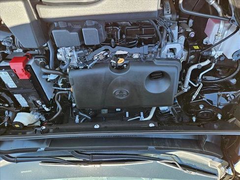 Certified 2025 Toyota RAV4 XLE FWD image 20