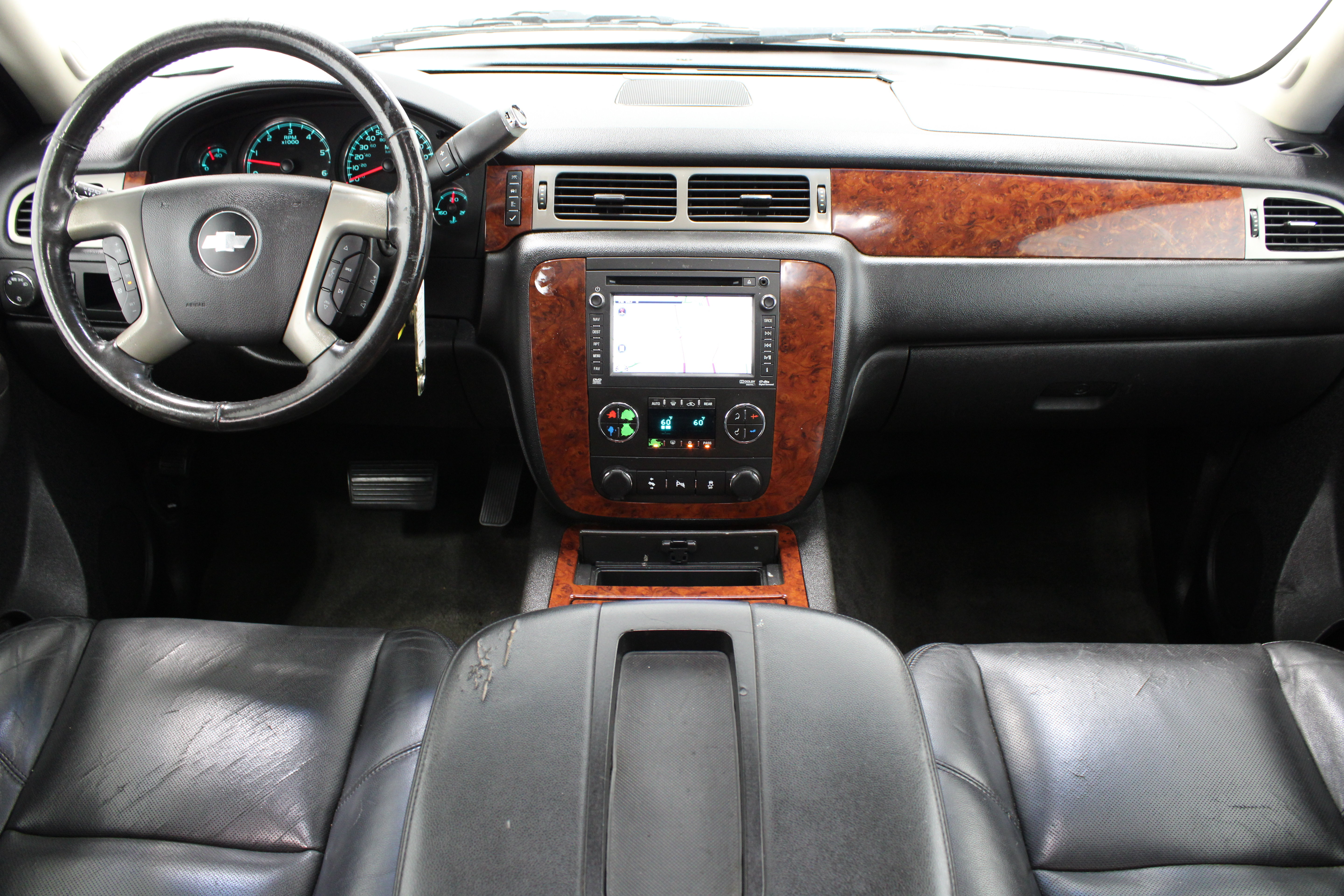 Used 2013 Chevrolet Tahoe LTZ RWD image 32