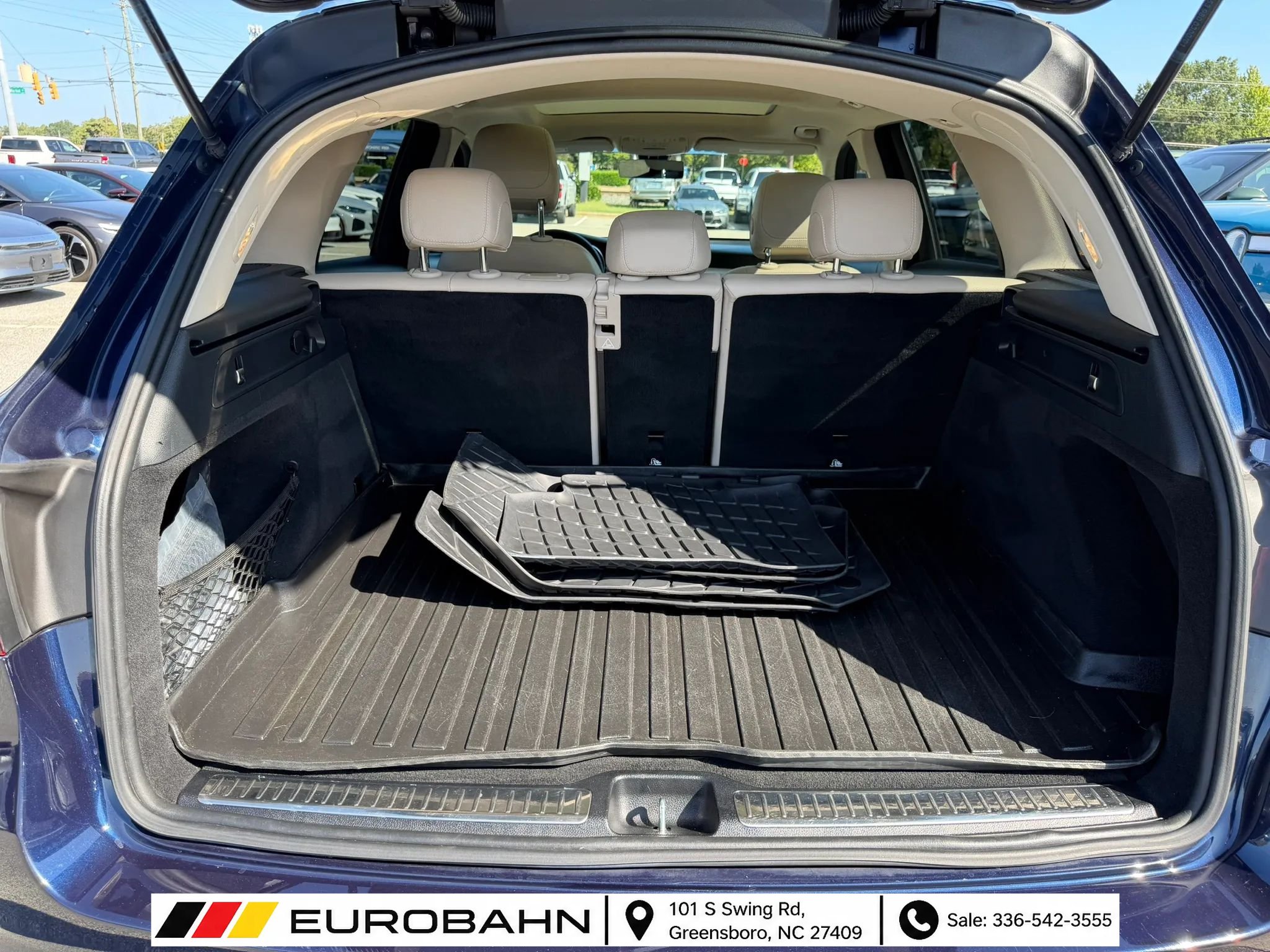 Used 2021 Mercedes-Benz GLC 300 4MATIC image 33