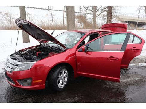 Used 2012 Ford Fusion SE image 18