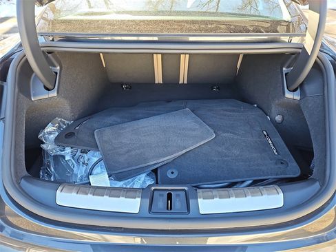 Certified 2025 Porsche Taycan 4S image 38