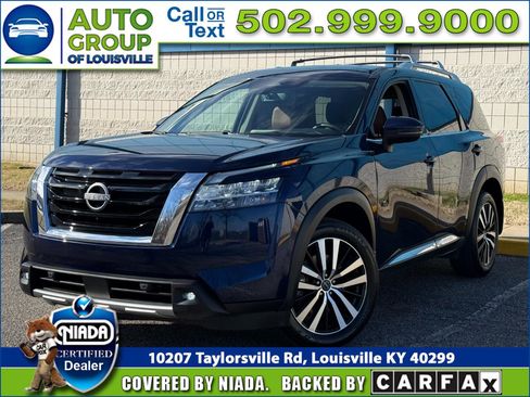 Used 2024 Nissan Pathfinder Platinum image 1