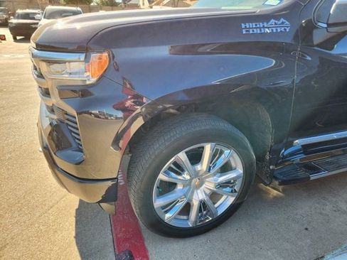 Used 2024 Chevrolet Silverado 1500 High Country w/ High Country Premium Package image 7