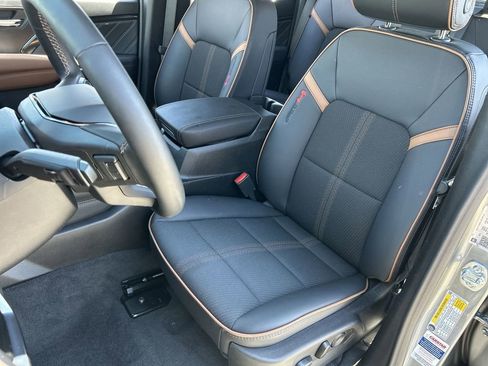 Used 2026 GMC Canyon AT4 AWD/4WD image 19