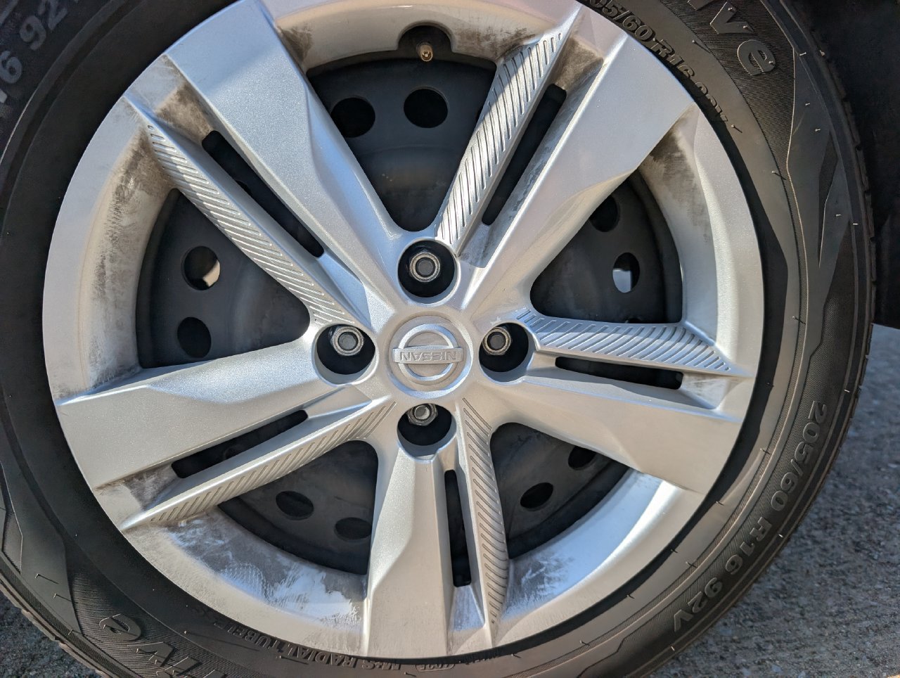 Used 2025 Nissan Kicks Play S FWD image 8