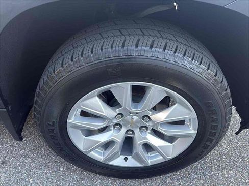 Used 2021 Chevrolet Silverado 1500 Custom w/ LPO, Dark Essentials Package image 14