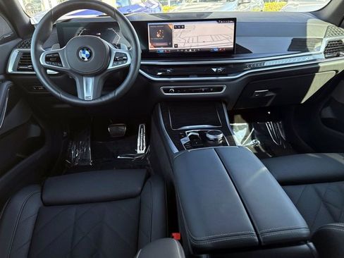 Used 2026 BMW X5 sDrive40i RWD image 17