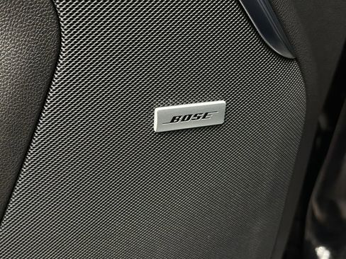 Used 2026 GMC Yukon Denali w/ Sun & Power Step Package image 29