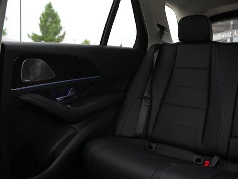 Certified 2026 Mercedes-Benz GLE 350 4MATIC image 37