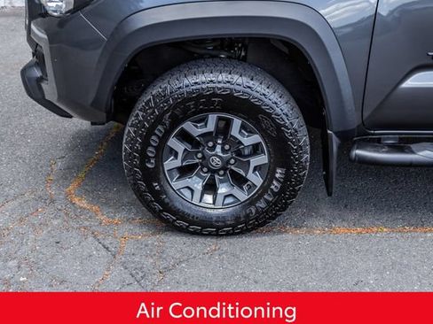 Used 2023 Toyota Tacoma TRD Off-Road AWD/4WD image 14