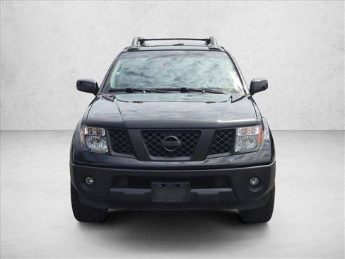 Used 2006 Nissan Frontier NISMO w/ (J01) Sunroof Pkg RWD image 2