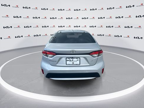 Used 2021 Toyota Corolla LE FWD image 7