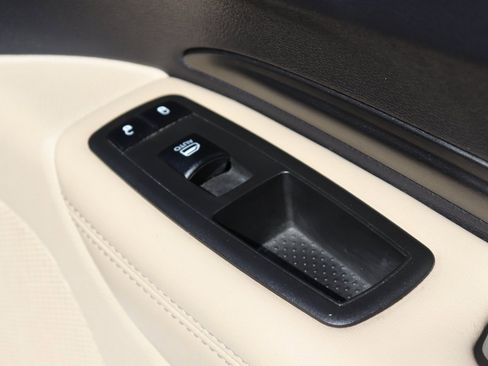 Used 2021 Dodge Durango SXT image 43