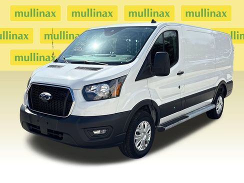Certified 2025 Ford Transit 250 Low Roof w/ Exterior Upgrade Package RWD image 16