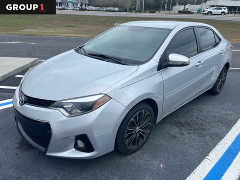 Used 2014 Toyota Corolla S image 1