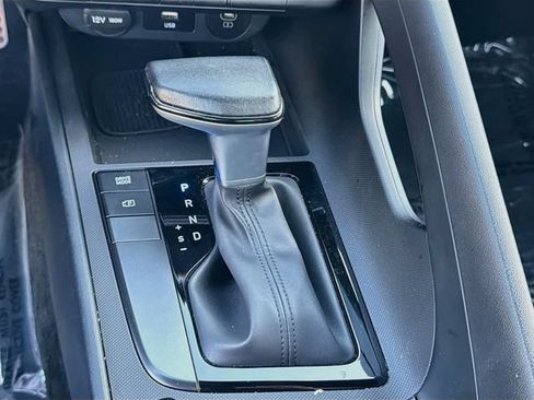 Certified 2025 Hyundai Elantra Sport FWD image 16
