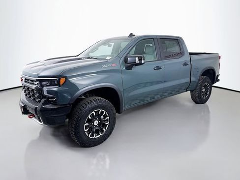 New 2026 Chevrolet Silverado 1500 ZR2 image 3
