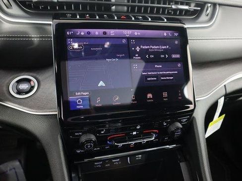 New 2025 Jeep Grand Cherokee Limited w/ Black Appearance Package image 11