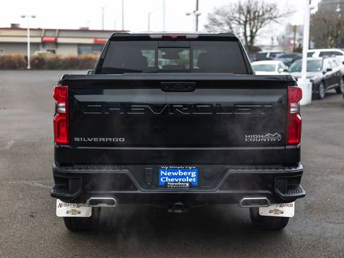 Used 2023 Chevrolet Silverado 1500 High Country w/ High Country Premium Package image 15