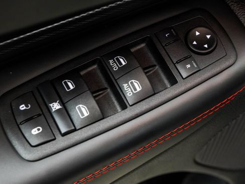 Used 2024 Dodge Durango GT AWD/4WD image 46