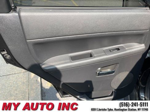 Used 2009 Jeep Grand Cherokee Laredo image 34