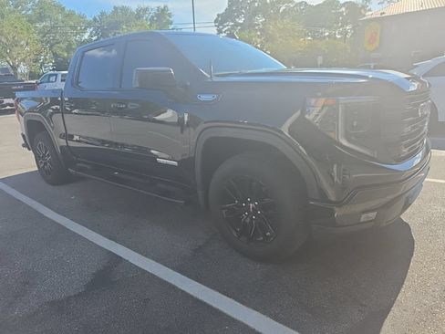 Used 2024 GMC Sierra 1500 Elevation w/ LPO, Elevation Black Package AWD/4WD image 6