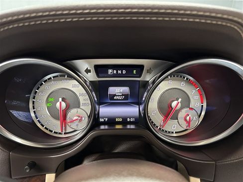 Used 2014 Mercedes-Benz SL 550 image 32