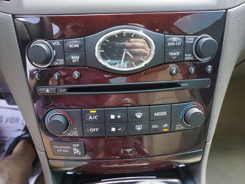 Used 2012 INFINITI G37 x Sedan w/ Premium Pkg AWD/4WD image 30