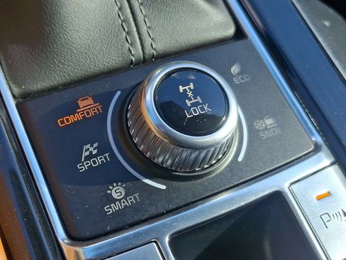 Used 2023 Kia Telluride SX X-Line image 23