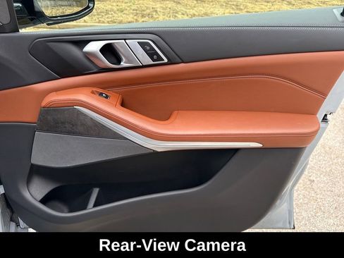 Used 2025 BMW X5 xDrive40i w/ Executive Package image 29