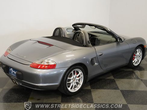 Used 2004 Porsche Boxster S image 18