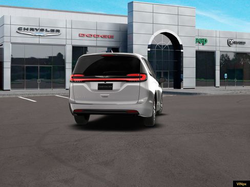 New 2026 Chrysler Pacifica Select image 12