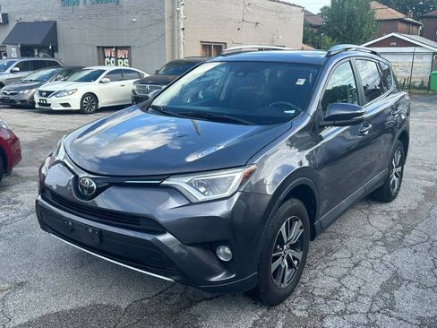 Used 2018 Toyota RAV4 XLE w/ Plus Extra Value Package AWD/4WD image 3