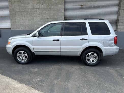 Used 2004 Honda Pilot EX image 5
